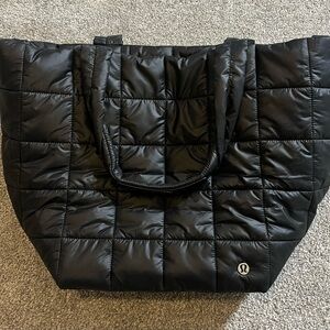 lululemon athletica Winder Puff Quilted Black Tote